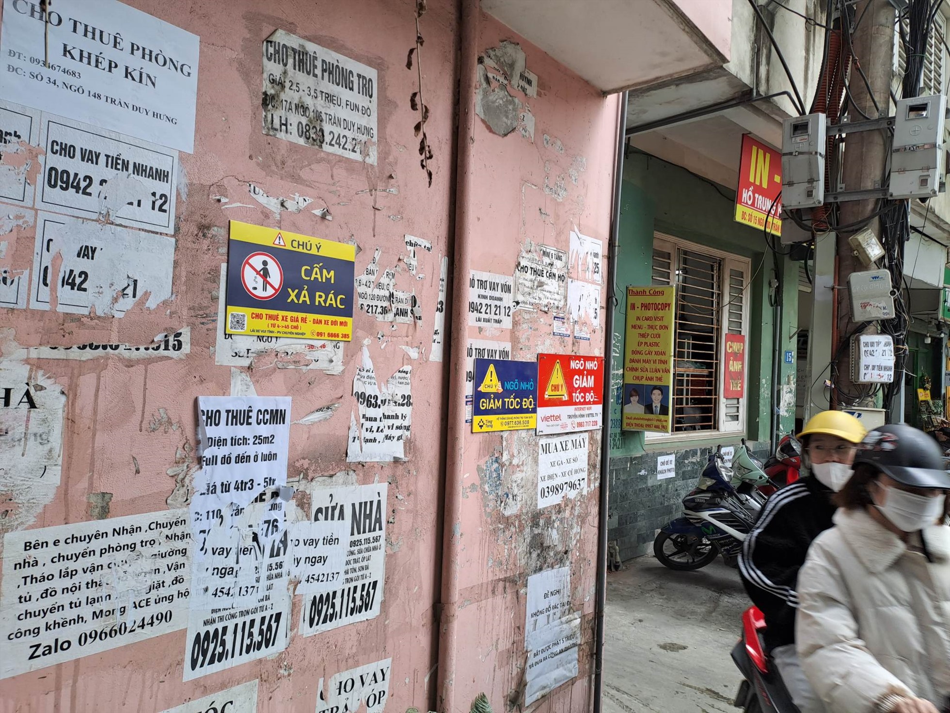 Hà Nội tái bùng phát quảng cáo rác