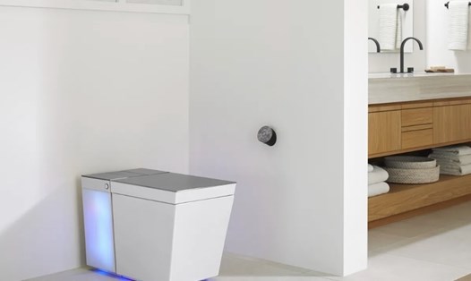 Nhà vệ sinh thông minh Numi 2.0 với trợ lý ảo Alexa. Ảnh: Kohler