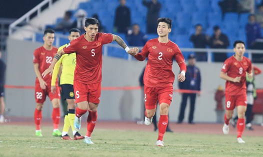 Tinh thần thi đấu của các cầu thủ tuyển Việt Nam nhận được nhiều sự chú ý qua từng trận đấu. Ảnh: Minh Dân