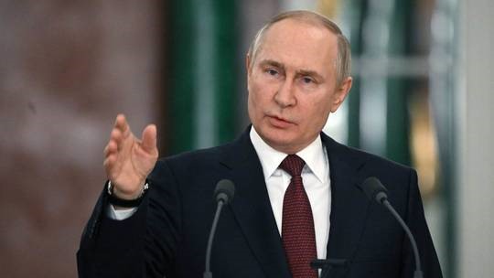 Tổng thống Putin lệnh ngừng bắn 36 giờ ở Ukraina