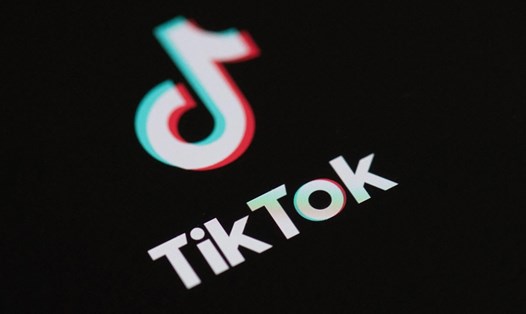 TikTok và IMDb bắt tay để tung ra tính năng gắn thẻ phim trên nền tảng này. Ảnh: AFP