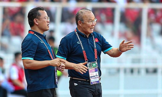 Huấn luyện viên Park Hang-seo hài lòng với màn trình diễn của đội tuyển Việt Nam. Ảnh: Minh Dân
