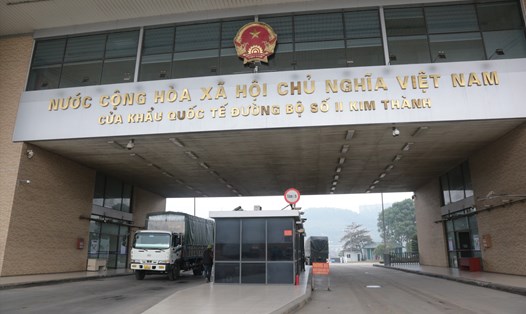 Cửa khẩu quốc tế tại Lào Cai chính thức khôi phục hoạt động toàn diện từ 8.1. Ảnh: Văn Đức.
