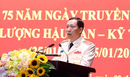 Thiếu tướng Lê Văn Tuyến - Thứ trưởng Bộ Công an - phát biểu tại buổi kỷ niệm 75 năm Ngày Truyền thống lực lượng Hậu cần - Kỹ thuật CAND. Ảnh: Trung Kiên