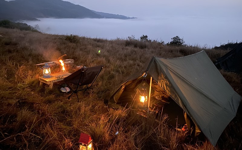 Buổi tối khi sương lạnh tràn về. Ảnh: Long Tuyền