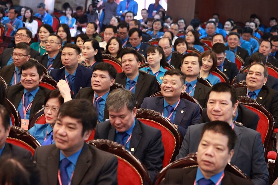 300 đại biểu chính thức đại diện cho ý chí, nguyện vọng của gần 85.000 đoàn viên, cán bộ, công chức, viên chức, người lao động trực thuộc công đoàn ngành. Ảnh: Hải Nguyễn.