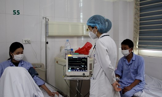 Số ca sốt xuất huyết ở Hà Nội tiếp tục lập đỉnh. Ảnh: Khánh Linh