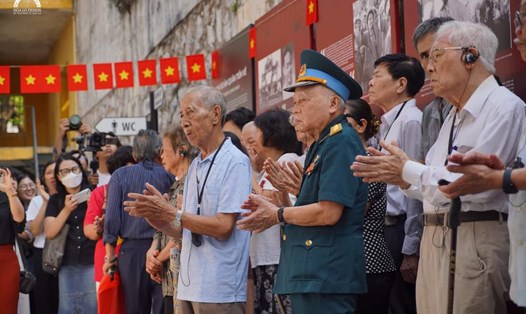 Nhiều điểm đến, di tích lịch sử tại Hà Nội đã tổ chức các sự kiện, hoạt động hấp dẫn nhân dịp 69 năm ngày Giải phóng Thủ đô. Ảnh minh hoạ: Di tích nhà tù Hoả Lò 