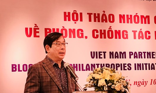 PGS.TS Lương Ngọc Khuê phát biểu tại hội thảo về phòng chống tác hại thuốc lá. Ảnh: Lê Hảo
