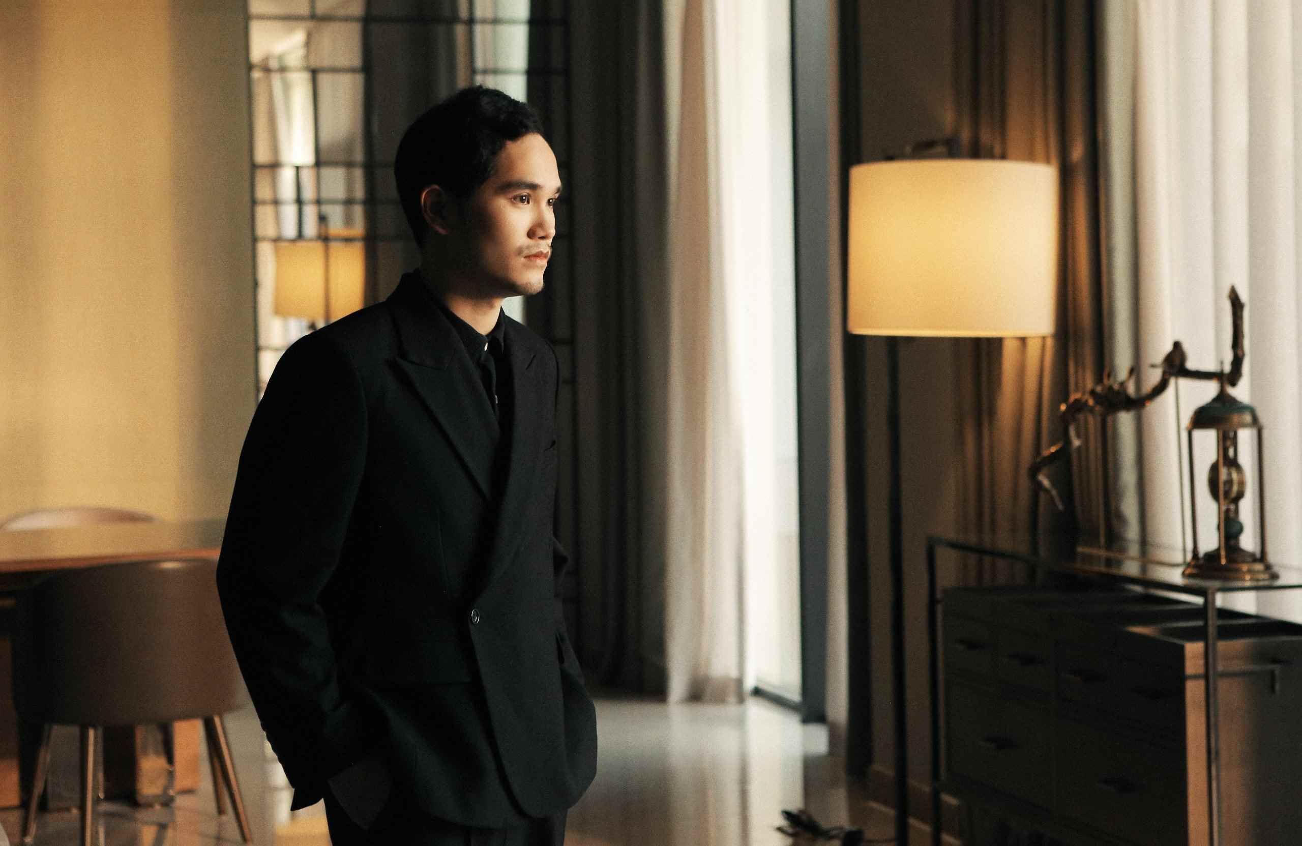 Ca khúc mới "Slower" của Khắc Hưng mang hơi thở thập niên 70. Ảnh: NVCC.