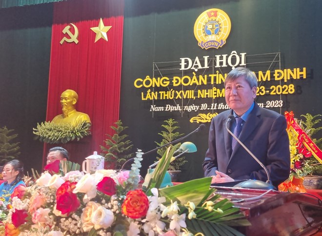 Tổ chức công đoàn phải đảm nhận tốt vai trò đại diện cho người lao động