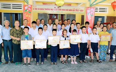 Tộc, họ TP Hội An xây dựng quỹ khuyến học, khuyến tài góp phần làm nên nét văn hóa phi vật thể của Di sản văn hóa thế giới Hội An. Ảnh Đài PT-TT Hội An