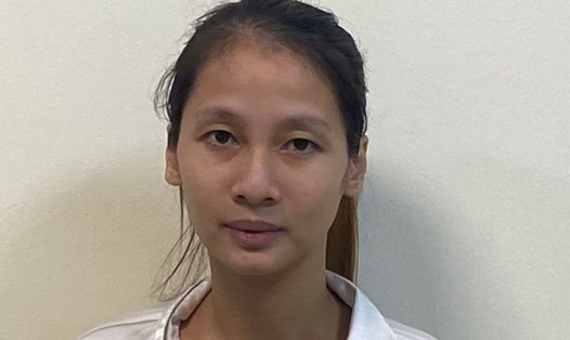 Tú bà Đặng Thu Hà bị điều tra về hành vi môi giới cho 4 cô gái bán dâm. Ảnh: T.An