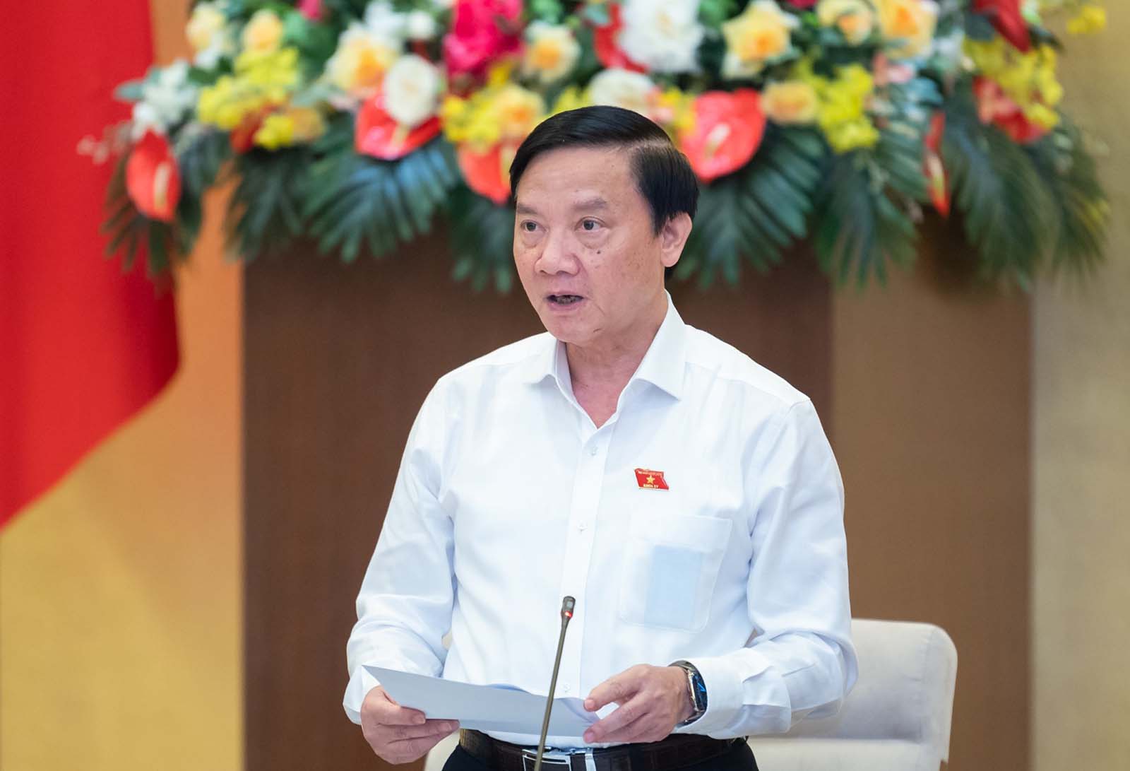 Phó Chủ tịch Quốc hội Nguyễn Khắc Định phát biểu tại phiên họp. Ảnh: Phạm Thắng/QH