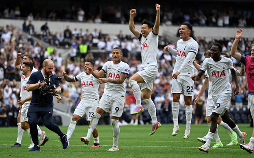Tottenham đang tận dụng rất tốt khoảng thời gian bù giờ ở các trận đấu. Ảnh: AFP