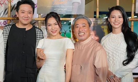 Mỹ Tâm đến ủng hộ đạo diễn Nguyễn Quang Dũng. Ảnh: BTC