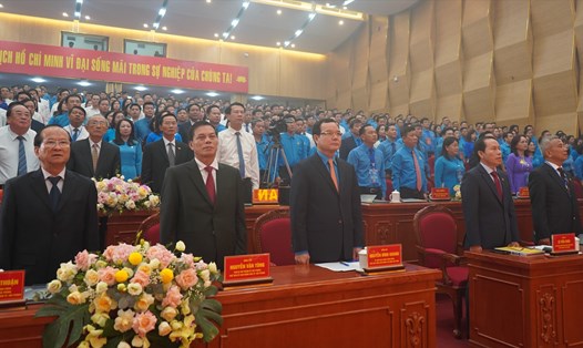 Chủ tịch Tổng Liên đoàn Lao động Việt Nam Nguyễn Đình Khang (giữa, hàng đầu) dự khai mạc Đại hội Công đoàn TP Hải Phòng. Ảnh: Mai Dung