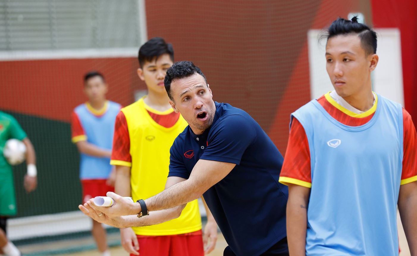 Dấu dấn đậm nét của huấn luyện viên Diego Giustozzi giúp tuyển futsal Việt Nam đang tiến bộ từng ngày. Ảnh: VFF