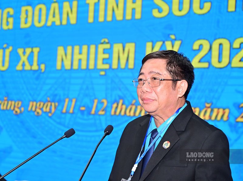 Ông Nguyễn Thanh Sơn - Chủ tịch LĐLĐ tỉnh Sóc Trăng phát biểu khai mạc Đại hội. Ảnh: Đạt Phan