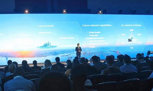 Mạng 5.5G sẽ có tác động tích cực đến công nghệ thế giới trong tương lai gần. Ảnh: Huawei