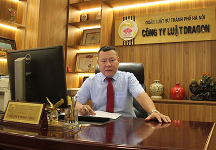 Luật sư Nguyễn Minh Long nói về việc lượng hình với cha con ông chủ Tập đoàn Tân Hoàng Minh. Ảnh: NVCC