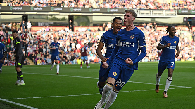 Chelsea đang tạm thời thoát khỏi vũng lầy về phong độ khi liên tục thắng tại League Cup và Premier League. Ảnh: AFP