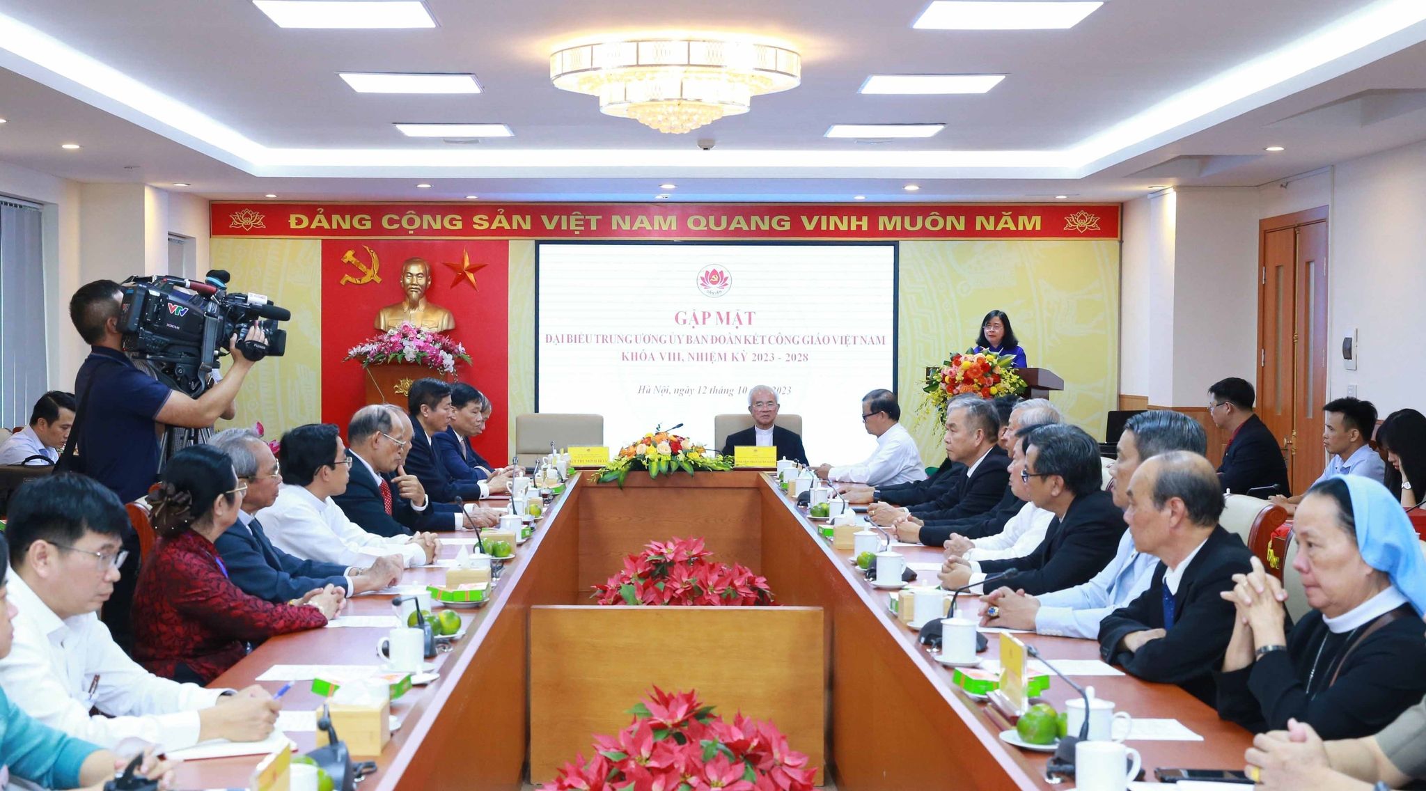 Quang cảnh buổi gặp mặt. Ảnh: Phạm Đông