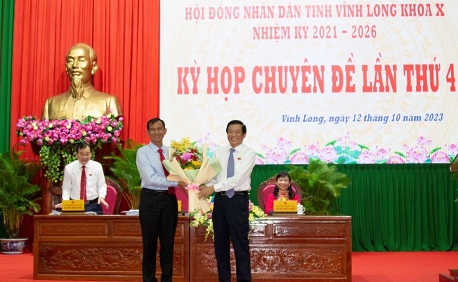 Ông Đặng Văn Chính - Ủy viên Ban Thường vụ Tỉnh uỷ, Trưởng Ban Nội chính Tỉnh uỷ - được bầu giữ chức Phó chủ tịch UBND tỉnh Vĩnh Long nhiệm kỳ 2021 - 2026. Ảnh. An Nhiên 