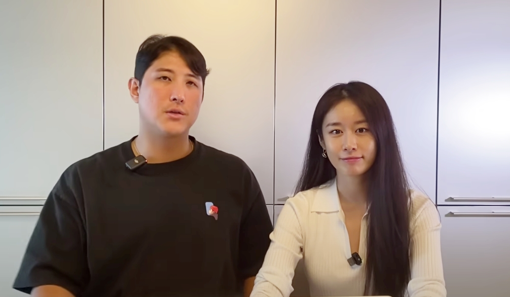 Jiyeon (T-ara) và ông xã Hwang Jae Gyun. Ảnh: CMH