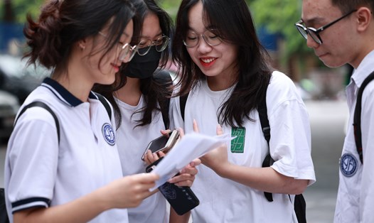 Nhiều trường top đầu thông báo học phí năm học 2023 - 2024. Ảnh minh họa: Hải Nguyễn
