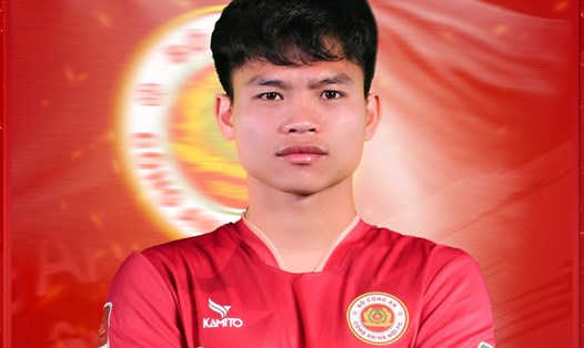 Hậu vệ Hồ Văn Cường gia nhập câu lạc bộ Công an Hà Nội. Ảnh: CAHN FC