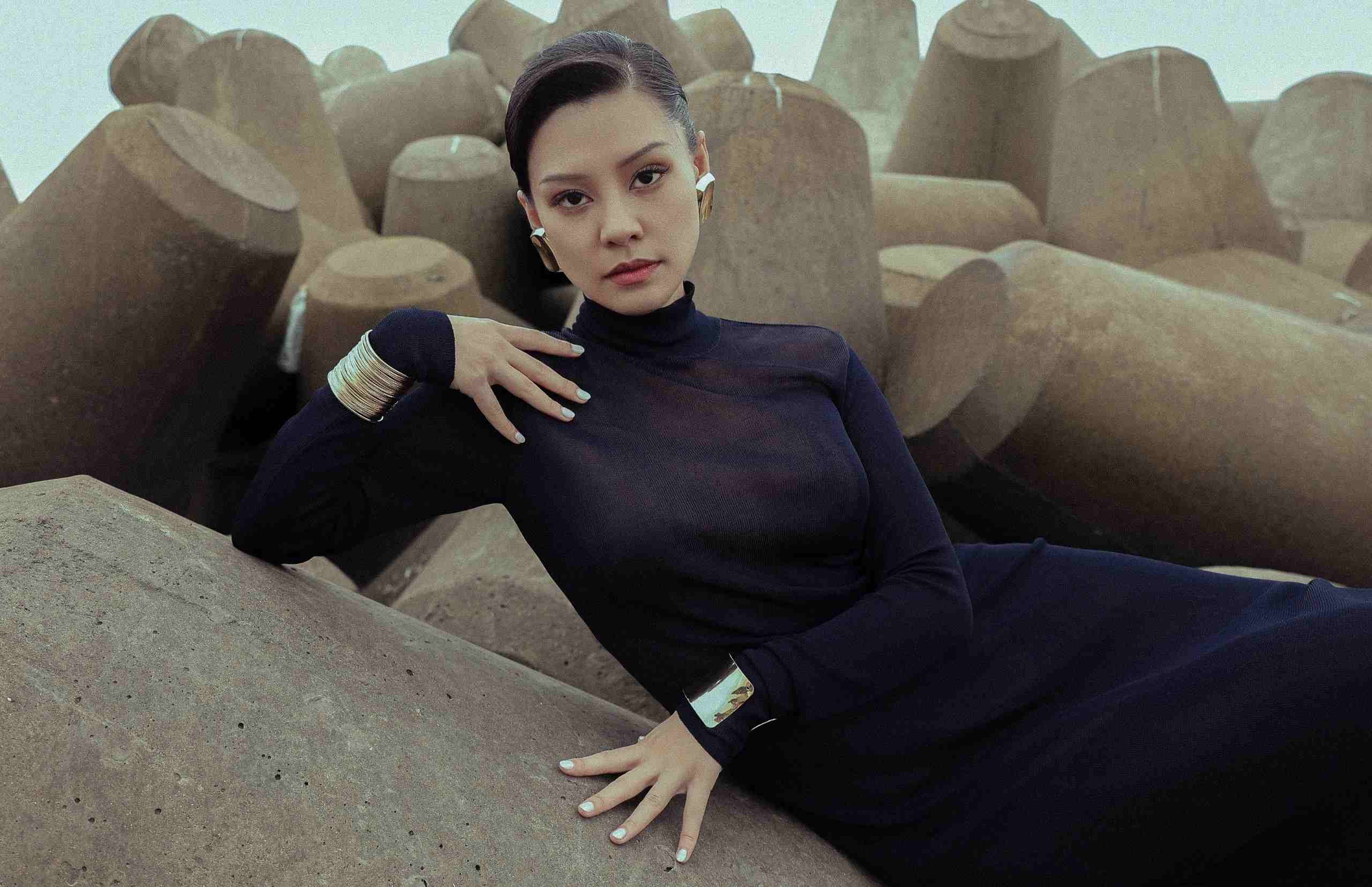 Bùi Lan Hương trở lại mạnh mẽ với sản phẩm kết hợp cùng Phan Mạnh Quỳnh. Ảnh: NVCC.