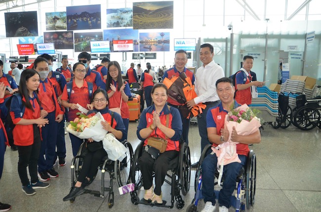 Đoàn thể thao người khuyết tật Việt Nam. Ảnh: Thái Dương