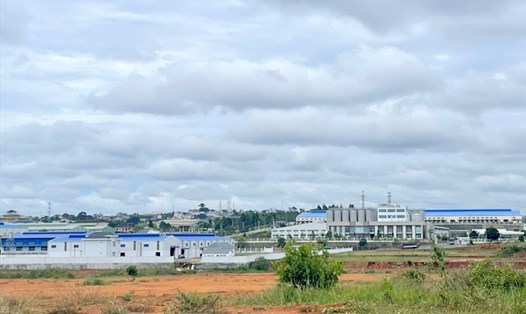 Công ty Phát triển hạ tầng Khu công nghiệp Lộc Sơn - Phú Hội đề nghị UBND tỉnh xem xét giảm 30% tiền thuê đất cho các doanh nghiệp. Ảnh: Bảo Lâm