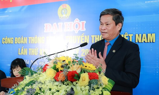 Phó Chủ tịch Tổng Liên đoàn Lao động Việt Nam Huỳnh Thanh Xuân phát biểu tại Đại hội. Ảnh: Hải Nguyễn.