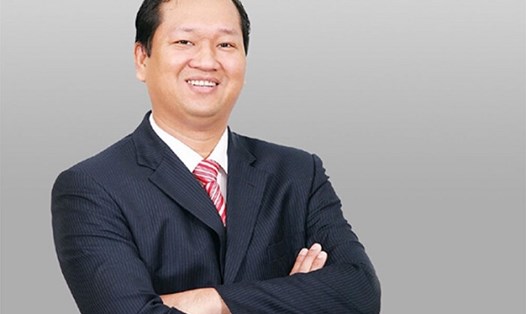 Ông Trần Xuân Huy giữ chức vụ Phó tổng giám đốc kiêm Chánh văn phòng Hội đồng Quản trị ngân hàng, kiêm Giám đốc dự án HDBank. 