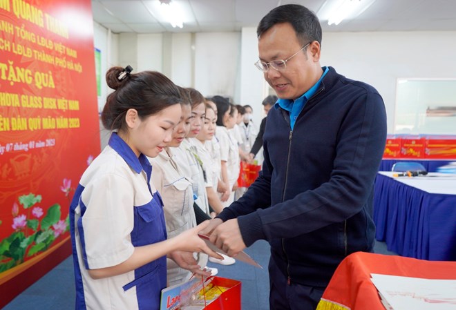 Phát triển đoàn viên, thành lập công đoàn cơ sở