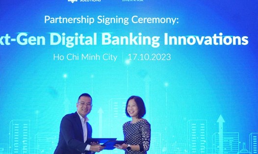Silverlake Axis và KMS Solutions hợp tác để thúc đẩy ngành Fintech tại Việt Nam. Ảnh: Nguyễn Đăng