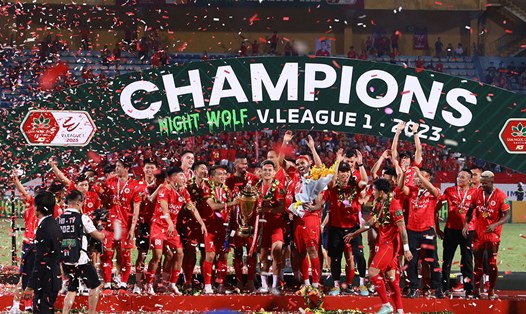 Câu lạc bộ Công an Hà Nội hoạt động tích cực trên thị trường chuyển nhượng với mục tiêu bảo vệ chức Vô địch V.League. Ảnh: VPF