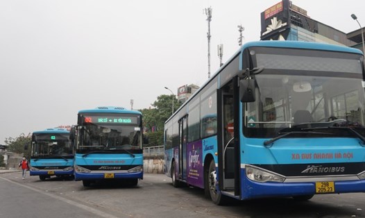 Sở Giao thông Vận tải Hà Nội vừa có đề xuất tăng giá vé xe buýt sau gần 10 năm. Ảnh: Transerco. 