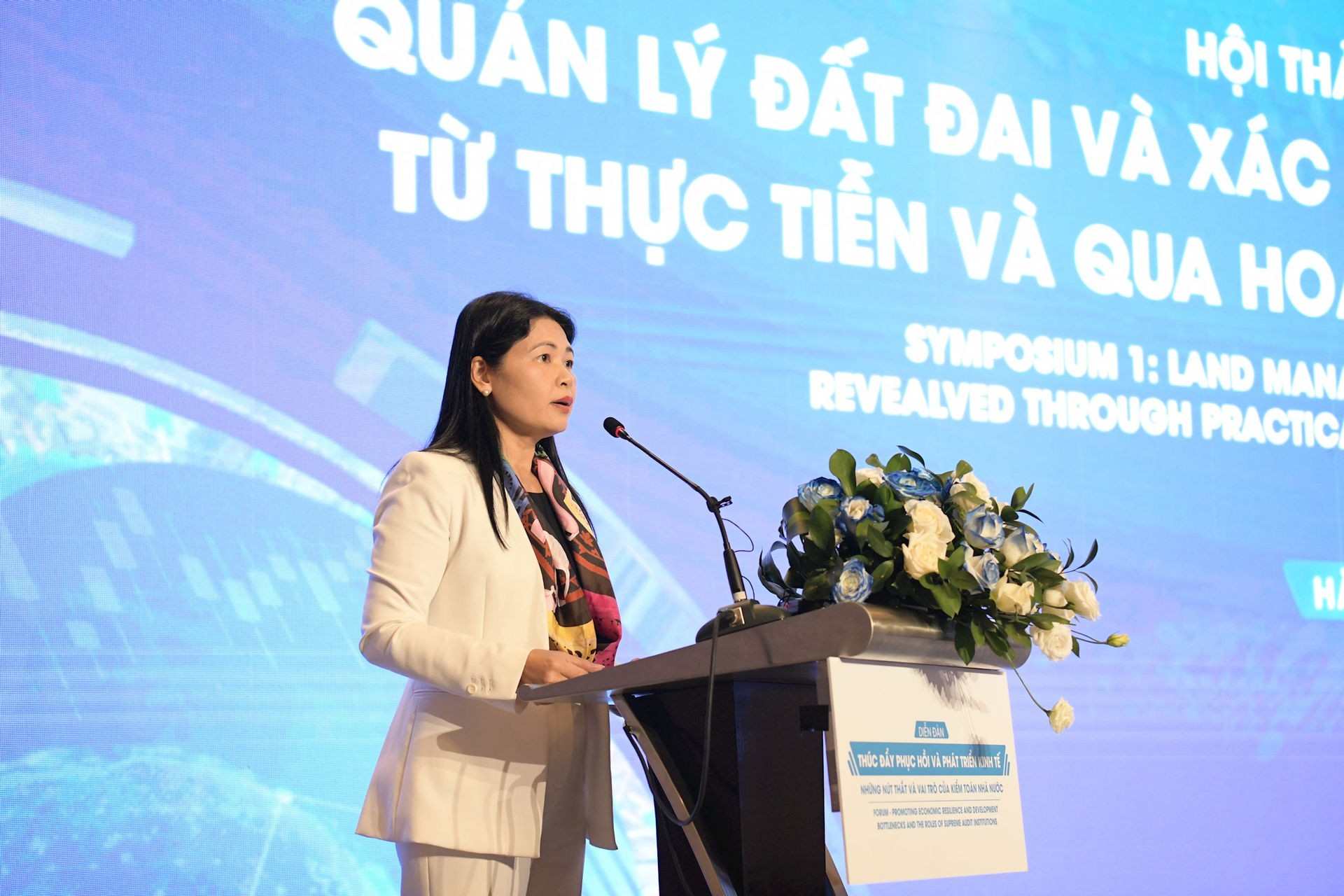 Phó Tổng Kiểm toán nhà nước Hà Thị Mỹ Dung phát biểu khai mạc Hội thảo 