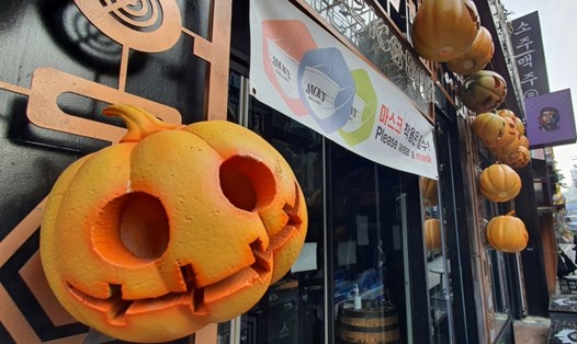 Hàn Quốc huỷ bỏ nhiều lễ hội dịp Halloween sau thảm kịch tại Itaewon năm ngoái. Ảnh: Yonhap