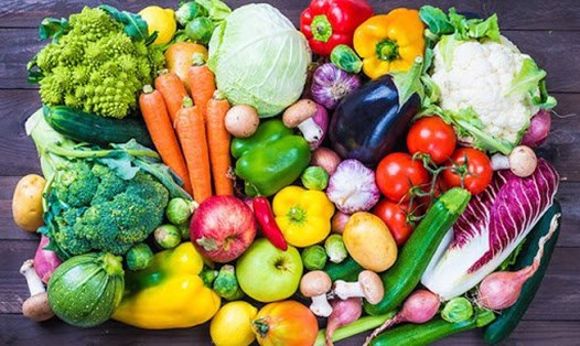 Ăn nhiều rau xanh giúp cải thiện các triệu chứng của bệnh gan nhiễm mỡ. Ảnh: Boldsky
