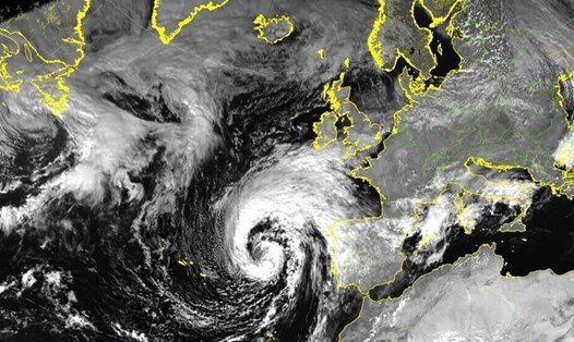 Bão Babet áp sát Ireland ngày 18.10.2023. Ảnh: Cơ quan Khí tượng Ireland