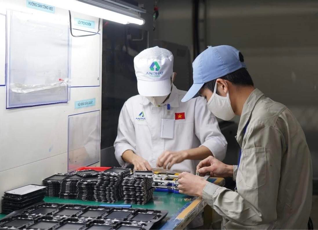 Sản xuất linh kiện nhựa kỹ thuật cao tại nhà máy An Trung Industries, thuộc KCN An Phát. Ảnh: An Phát