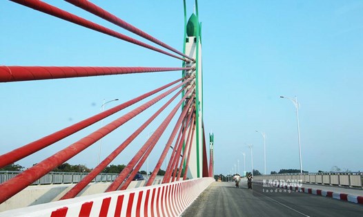 Chính thức thông xe cầu Huống Hượng (TP Thái Nguyên).