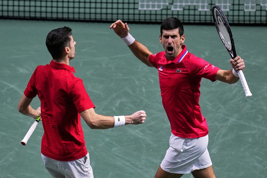 Djokovic đã đánh đôi ở một số giải đấu, trong đó có Davis Cup cùng đội tuyển Serbia. Ảnh: ATP Tour