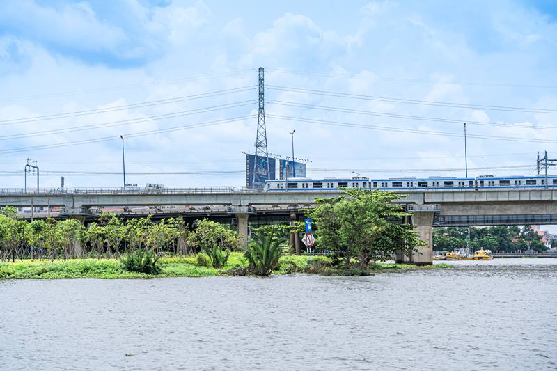 Vé tháng áp dụng chung 260.000 đồng. Ngoài ra, khách có thể mua vé một ngày hoặc ba ngày, lần lượt được đề xuất 40.000 đồng và 90.000 đồng.