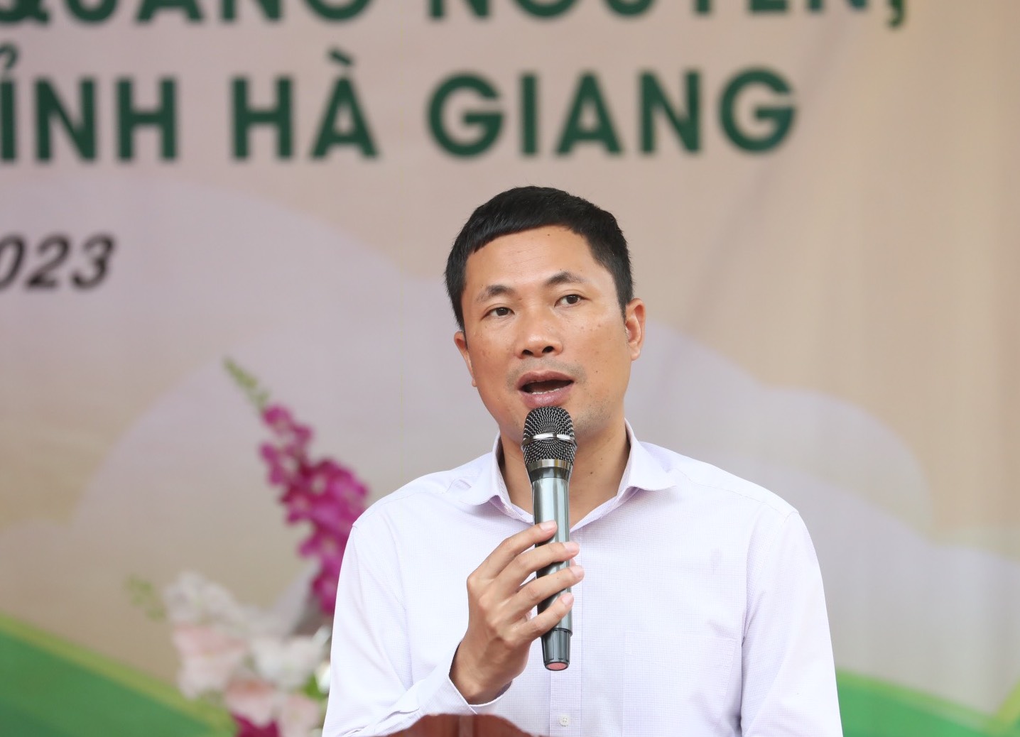 Ông Nguyễn Huy Thiêm – Đại diện Him Lam Land phát biểu tại Lễ khánh thành công trình