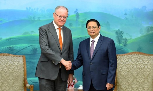 Thủ tướng Chính phủ Phạm Minh Chính tiếp ông Stephan Weil - Thủ hiến bang Hạ Saxony của Đức. Ảnh: VGP
